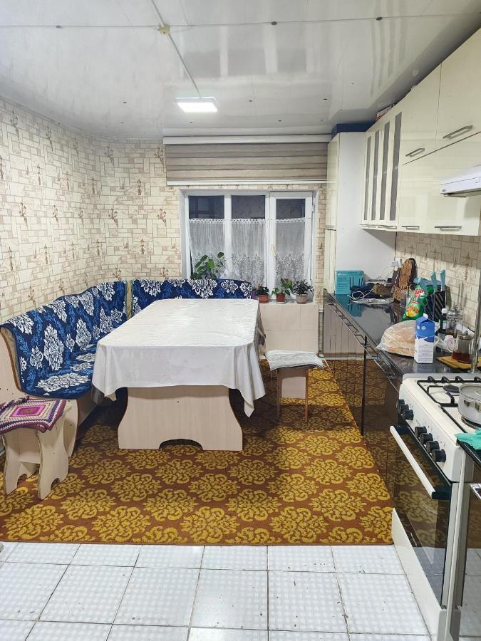 Guest House Sanat Naryn Buitenkant foto