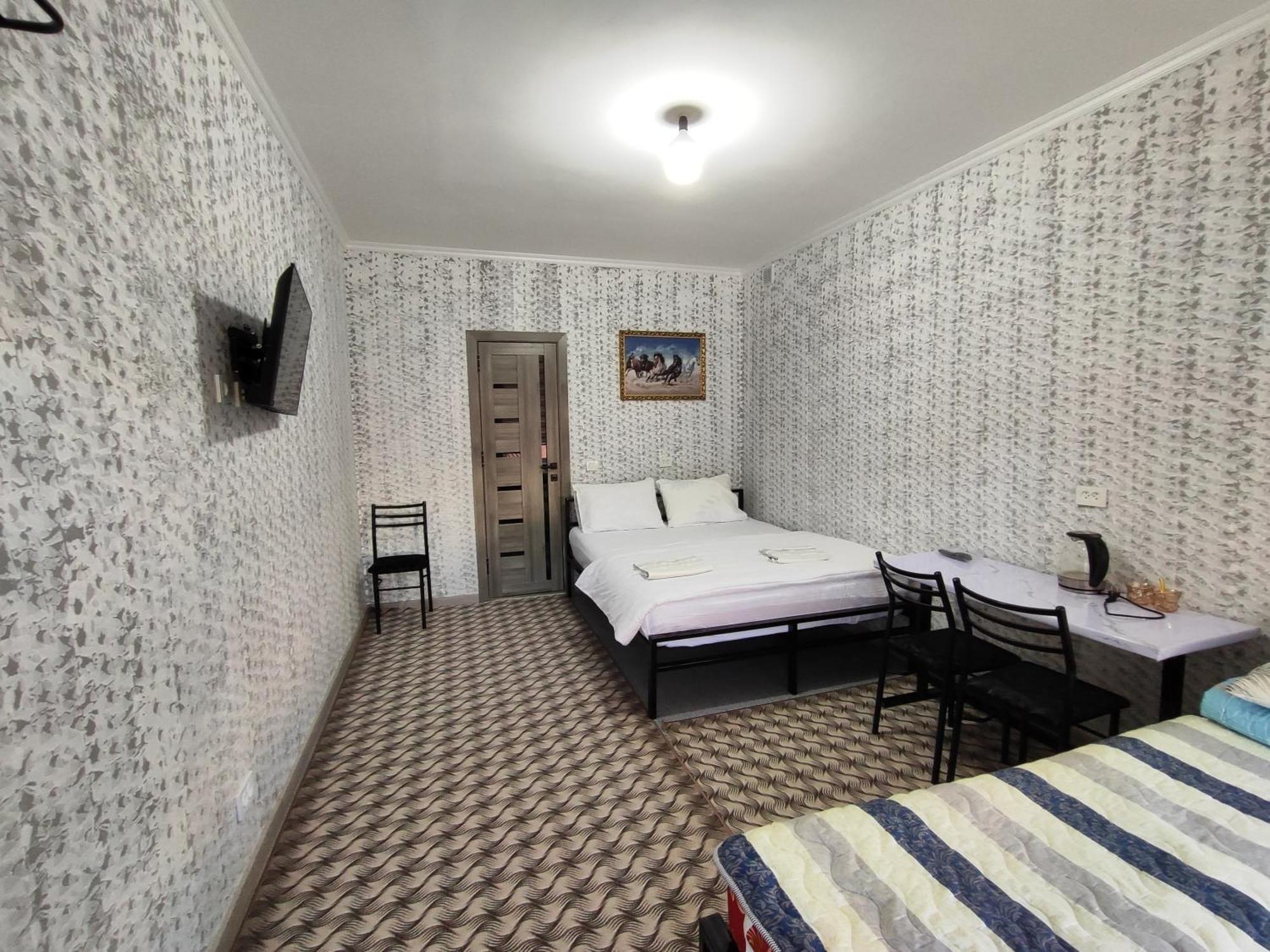 Guest House Sanat Naryn Buitenkant foto
